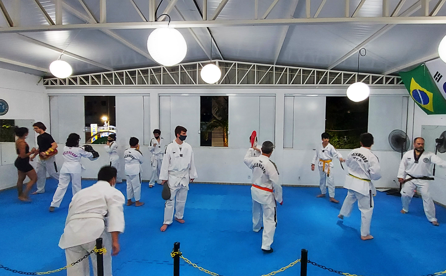 Taekwondo - Turma Adulto.